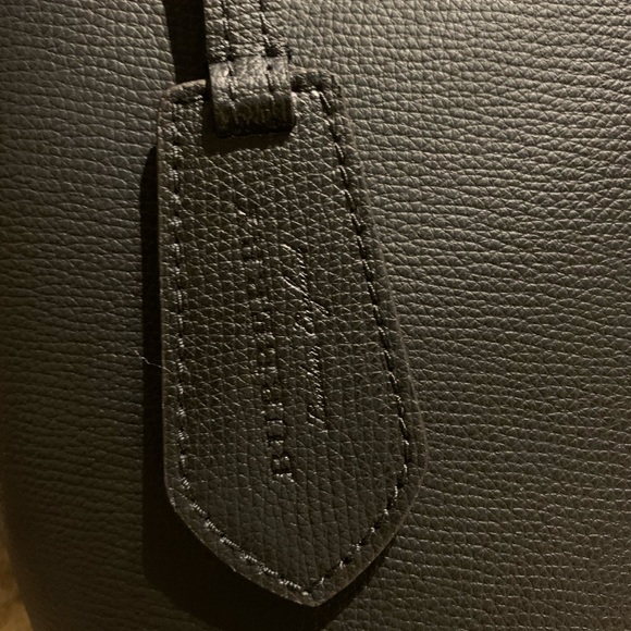 Burberry Crossbody Bucket Bag - Picture 5 of 16